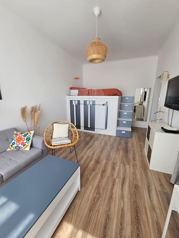 Immobilier Beau studio à 2 pas de la plage  