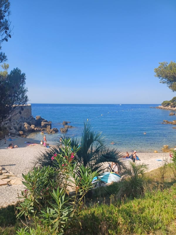  Appartement Studio climatisé avec parking à Sanary-sur-Mer
