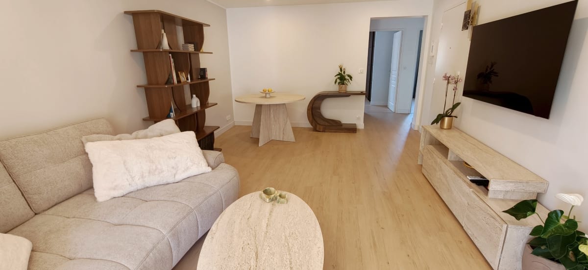 Appartement avec terrasse et parking privé