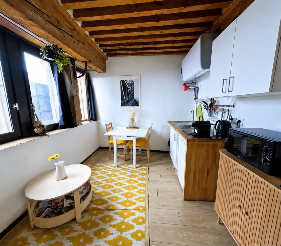 Studio tout équipe en hypercentre