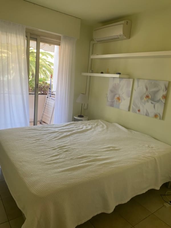 Appartement avec piscine partagée et terrasse