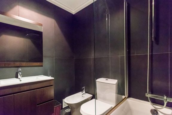 Lagos Marina Apartment mit Pool and Fitnesstudio