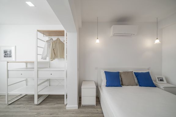 Drapes, Design Apartments 1B