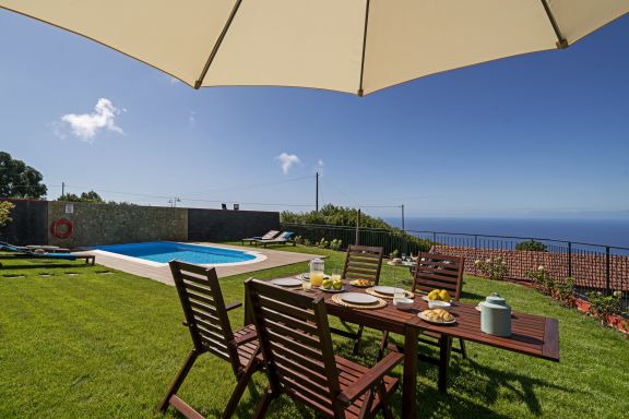 Felicidade Rocha II - For families, with a pool 