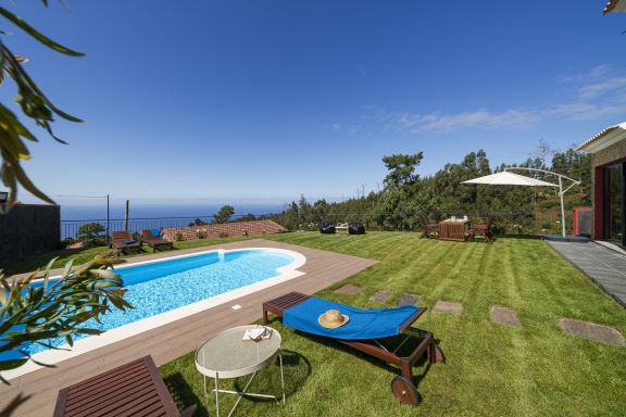 Felicidade Rocha II - For families, with a pool 