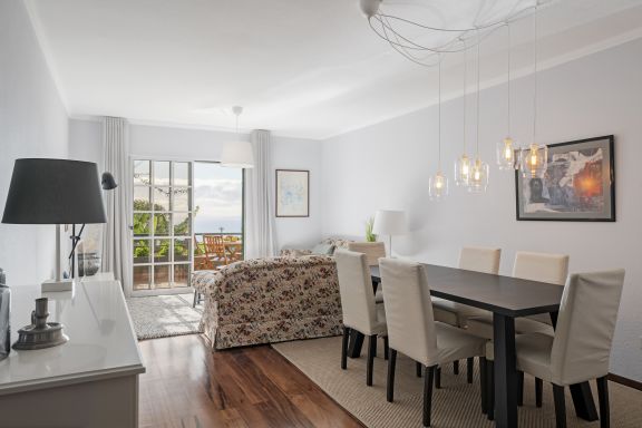 Garajau I, appartement calme avec jardin
