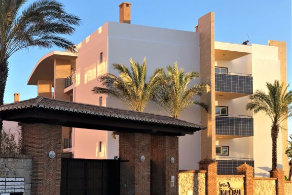 Mira Baia - Meia Praia Family Apartment