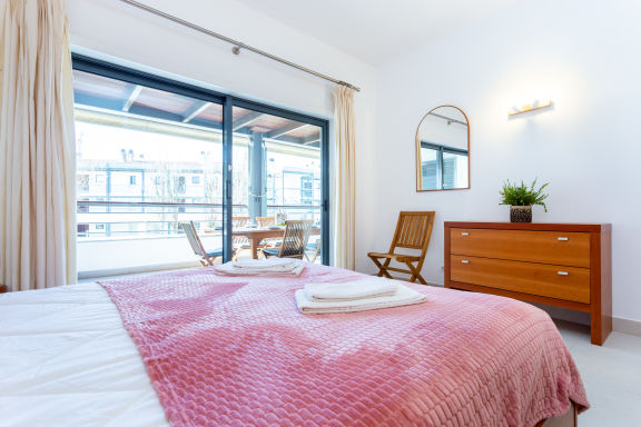 Large Family Apartment - Marina Park