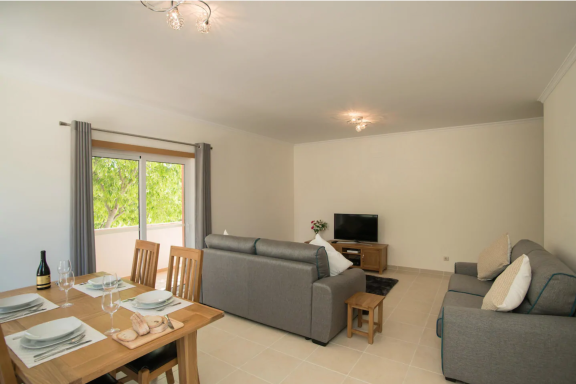 Central Modern 2-Bed Apartment Armação De Pera