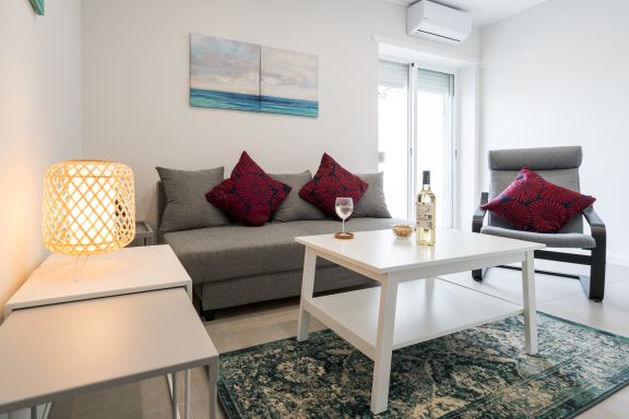 Ein-Schlafzimmer Apartment mit Meerblick in Lagos