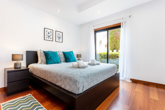Baia da Luz - ground floor apartment