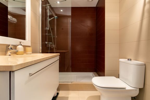 The Sunshine Apartment - Brand new T2 near Lagos Marina