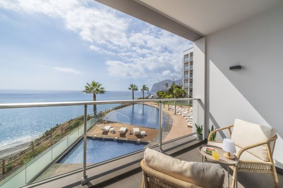 Vacances de luxe, vue sur la mer - Madeira Palace III
