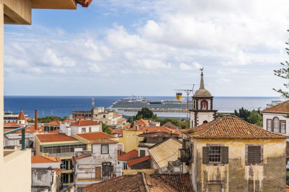 No centro da cidade, vista mar - Casa Santa Clara