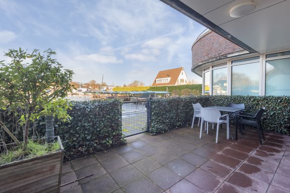 Spacious 2 bedroom ground flloor apartment - Kaag Resort (1)