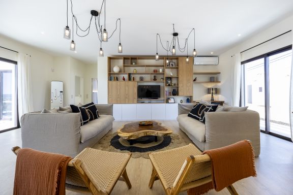 Villa Oliade - Escape to Luxury at Our New Villa in Praia da Luz!