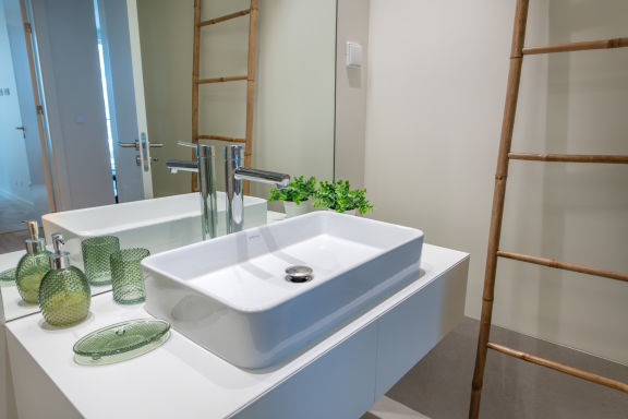 Bayline - Dinas Apartment