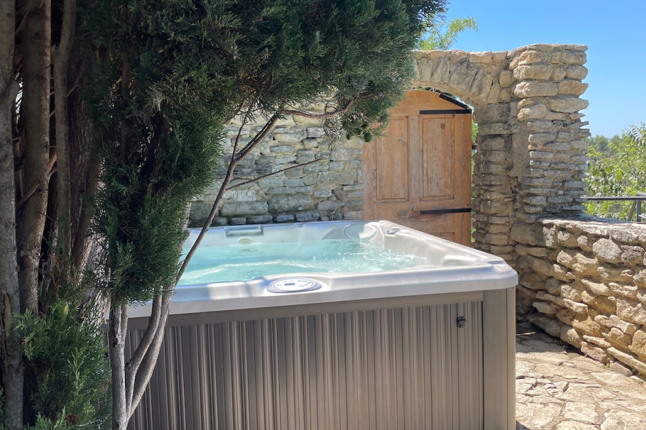 jacuzzi