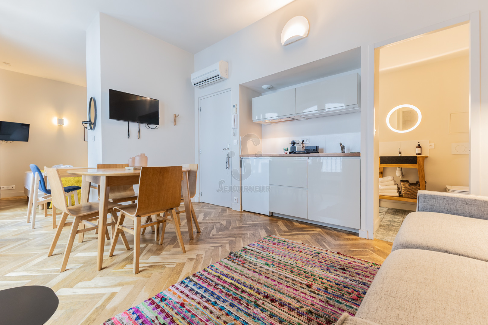 Les Suites #03 – BDX