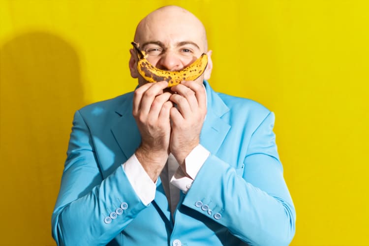 Man Sings the Same Song Over and Over Again for an Hour britishtheatreguide.info asks for your consent to use your personal data for the following purposes: Manage your data Confirm our vendors