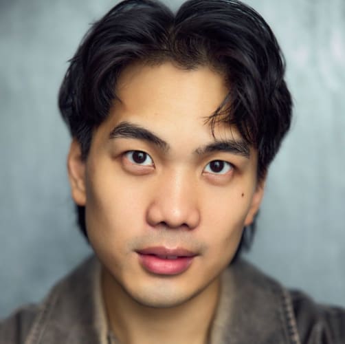 Yabut flies into Birmingham Rep's Peter Pan britishtheatreguide.info asks for your consent to use your personal data for the following purposes: Manage your data Confirm our vendors