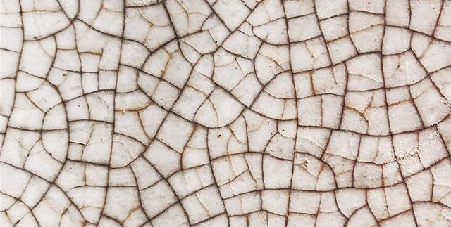 Céramique craquelée