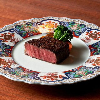 "Makiyaki-Luxury Course" Featuring Six Supreme Dishes