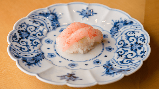 For authentic sushi in Kanazawa, Komatsu Yasuke is highly recommended!