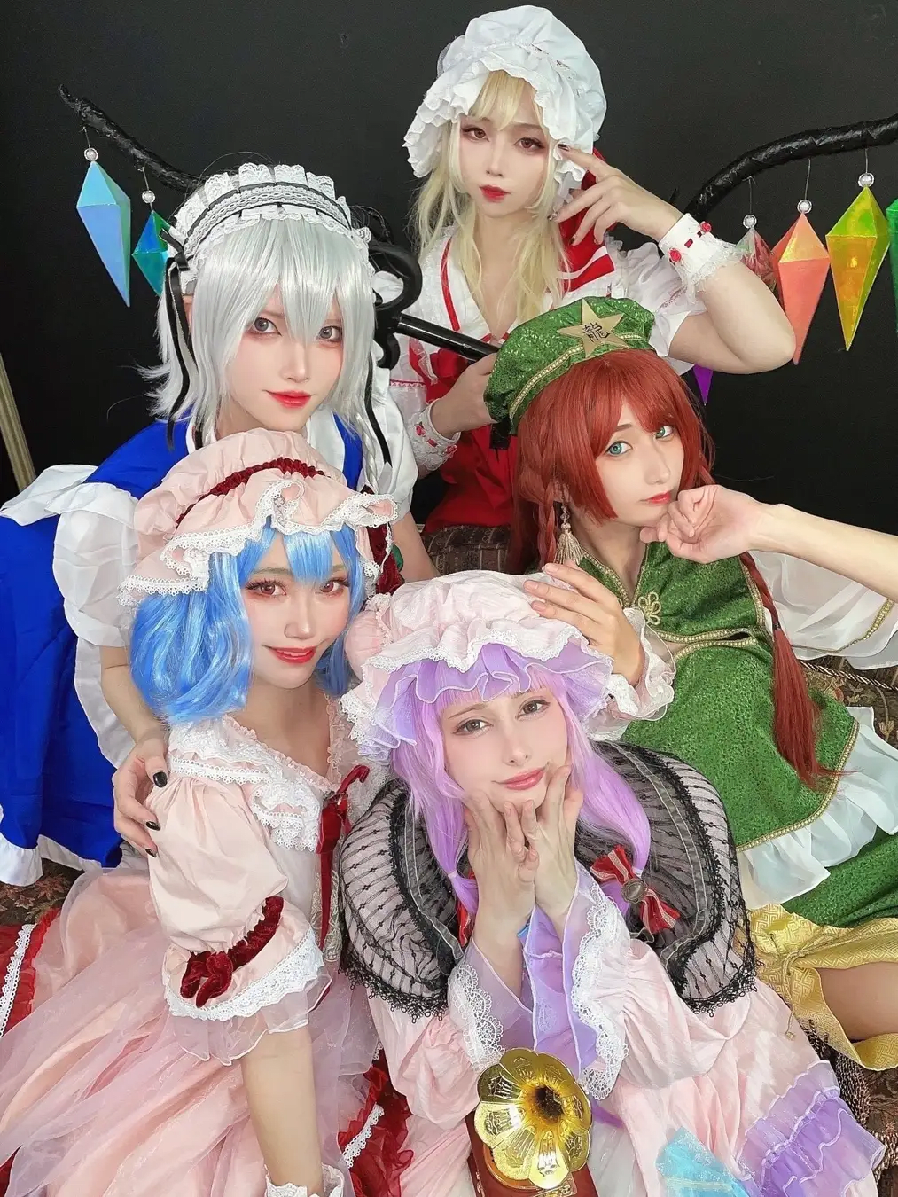 Cosplayers Who Decorate the Venue and Make You Want to Take Photos
