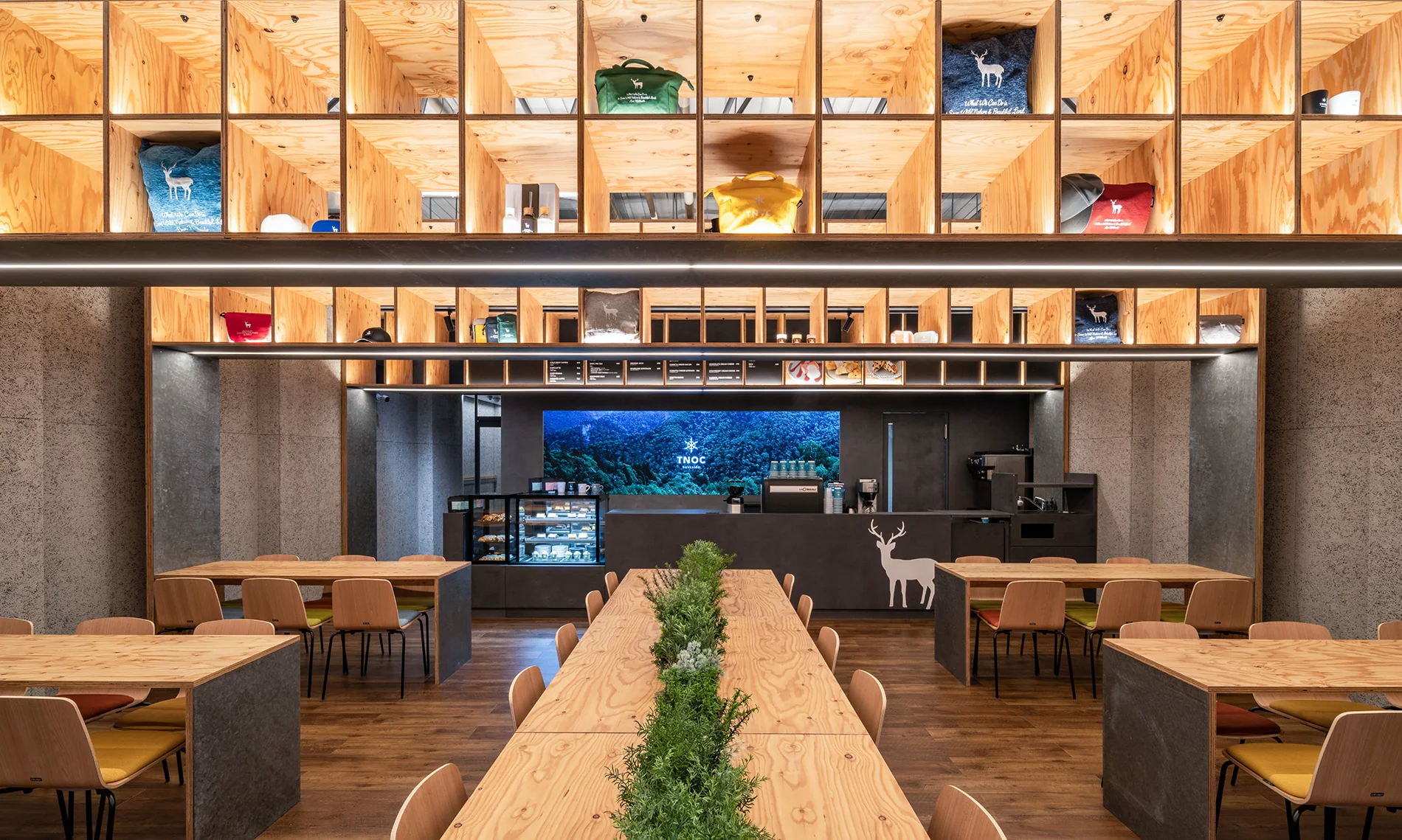 TNOC THE CAFE SAPPORO T4