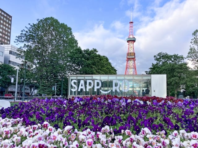 The Sapporo TV Tower Observation Deck Itself, Viewed from the Outside, Is Also Popular as a Photo Spot
