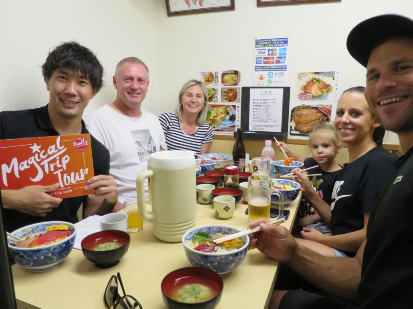 Tsukiji Fish Market Walking Food Tour in Tokyo