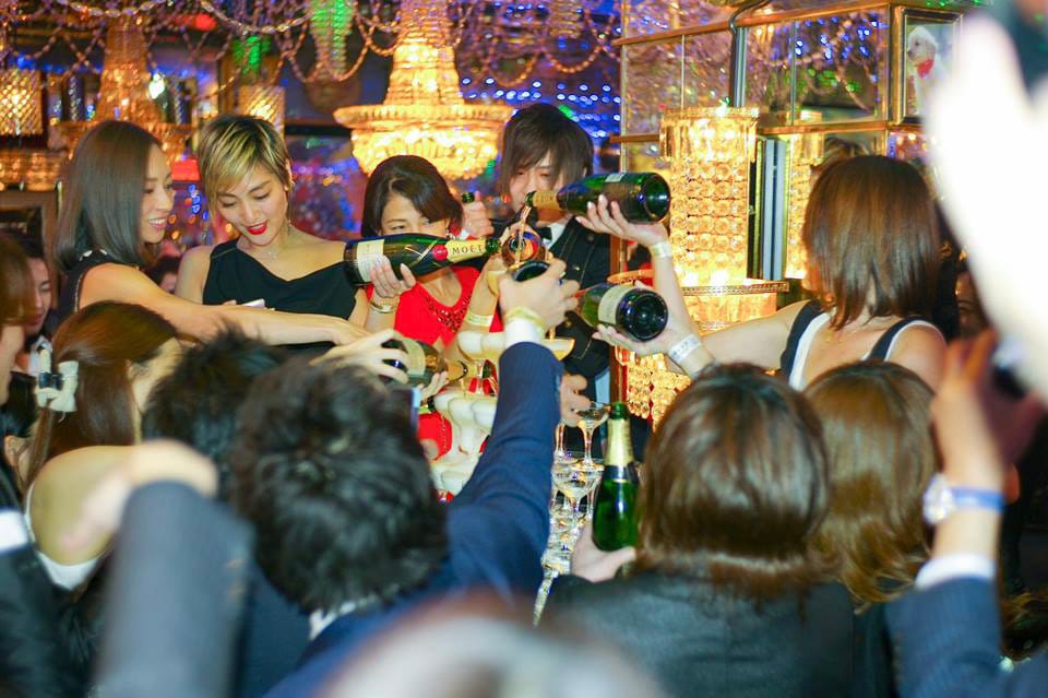 Inside Shinjuku’s Male Host Clubs: A Complete Guide to Japan’s Unique ...