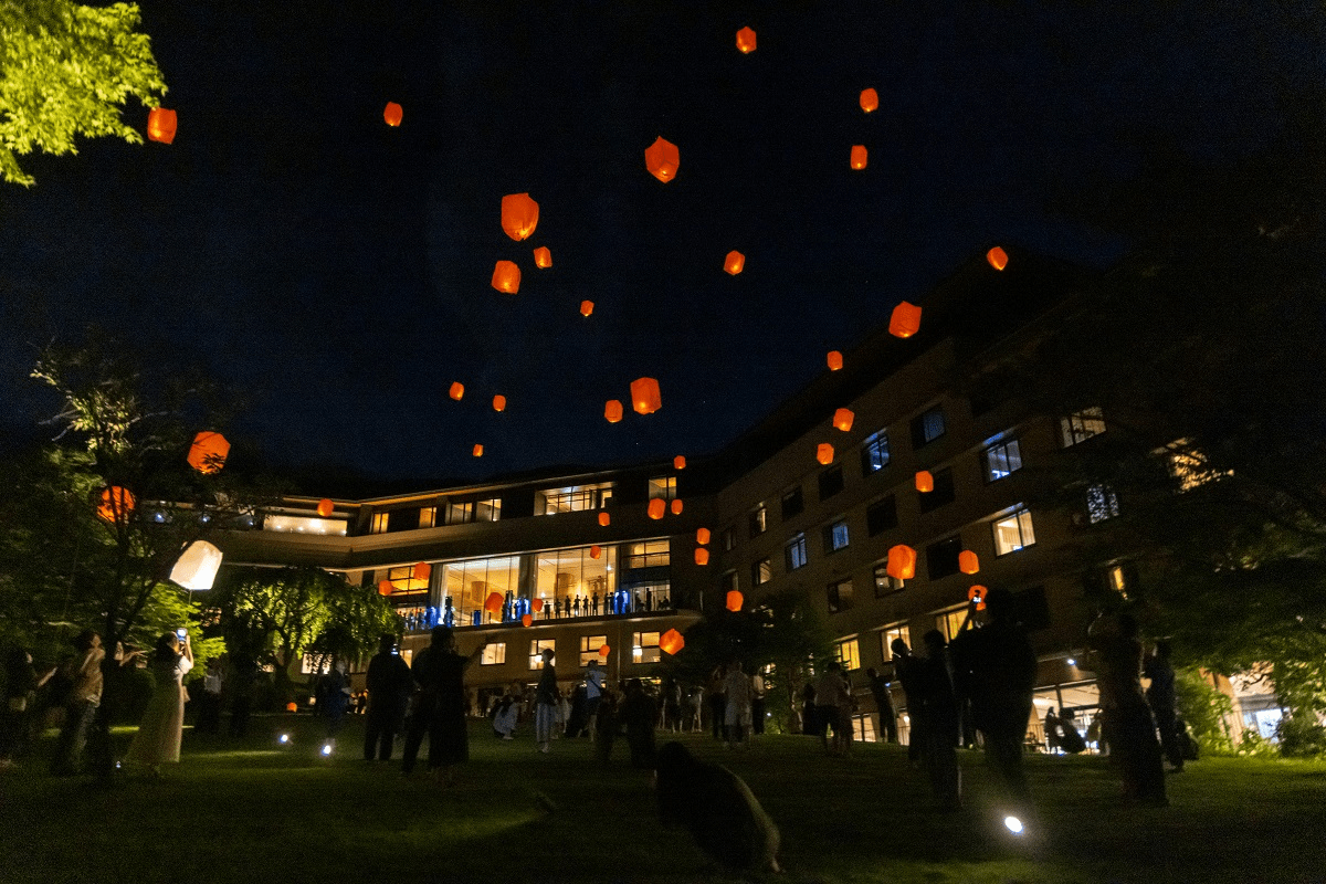 Hakone Kowakien Lantern Night