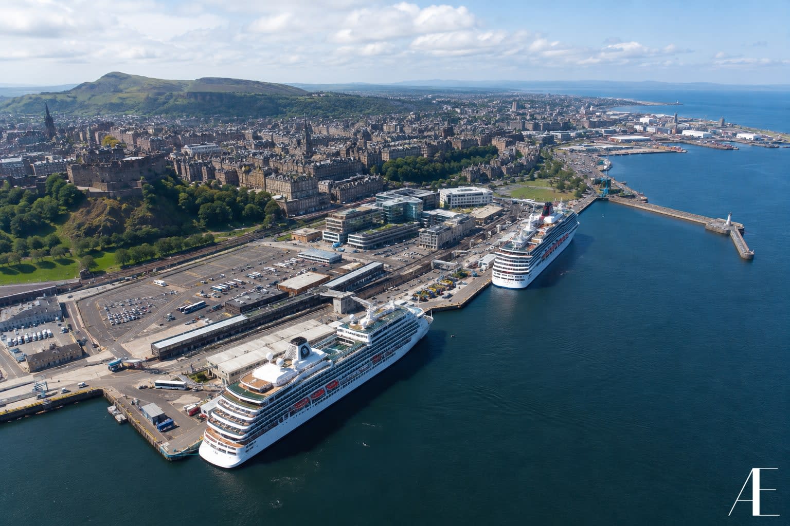 Edinburgh: The Cruise Connection