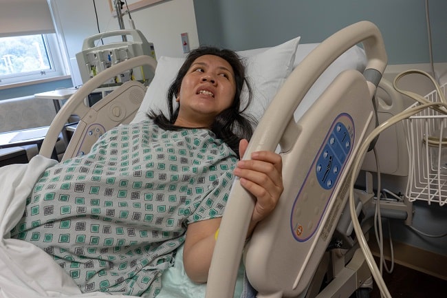 Penatalaksanaan Nonfarmakologis untuk Nyeri Persalinan-min