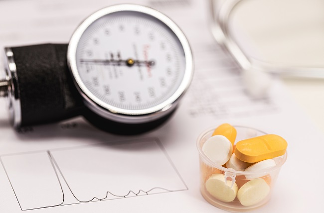 Pills,And,Pill,,Hypertension,Medication,Concept,,Sphygmomanometer,And,Medical,Exams
