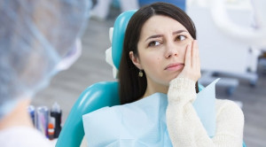 Hubungan Pemberian Antibiotik pada Kedokteran Gigi dengan Infeksi Clostridium difficile