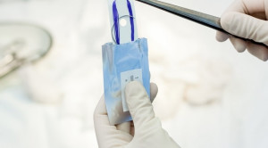 Pemilihan Benang Absorbable vs Non-Absorbable untuk Mendapatkan Bekas Luka yang Baik