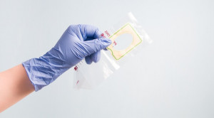 Pengambilan Sampel Urine untuk Diagnosis Infeksi Saluran Kemih pada Anak