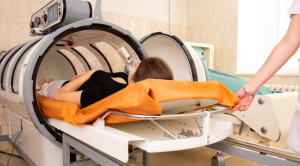 Efek Terapi Oksigen Hiperbarik pada Patofisiologi Penuaan Kulit - Telaah Jurnal Alomedika