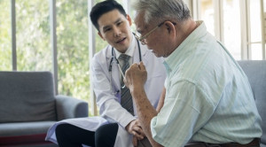 Cognitive Behavioral Therapy (CBT) VS Antidepresan pada Penatalaksanaan Depresi