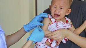 Demam Bukan Merupakan Alasan Penundaan Pemberian Vaksinasi