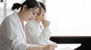 Tips Persiapan Seleksi Program Pendidikan Dokter Spesialis di Indonesia