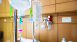 Tata Laksana Ketoasidosis Diabetik: Cairan Ringer Laktat atau Salin Normal