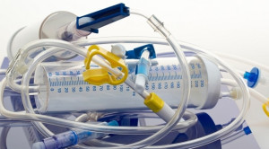 Dialisis Peritoneal Akut Dosis Rendah vs Hemodialisis Intermiten Akut Pada Cedera Ginjal Akut – Telaah Jurnal Alomedika