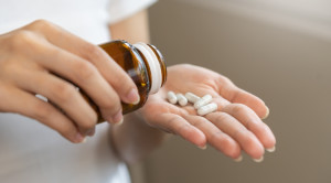 Efikasi dan Keamanan SGLT2 Inhibitor pada Gagal Ginjal Kronis – Telaah Jurnal Alomedika