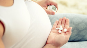 Suplementasi Kalsium Dosis Rendah untuk Mengurangi Risiko Preeklampsia – Telaah Jurnal Alomedika