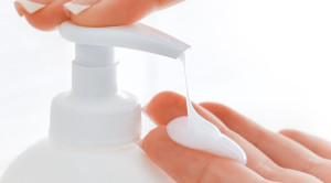 Penggunaan Emolien Tidak Mencegah Dermatitis Atopik