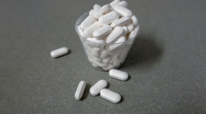 Pemberian Antidotum Acetylcysteine pada Keracunan Paracetamol dengan Ketentuan Regimen 12 Jam dibandingkan Regimen Standar 21 Jam